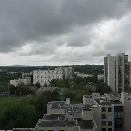 De Qualite 4 Chambres Lägenhet *