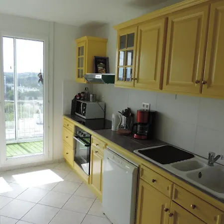 Lägenhet De Qualite 4 Chambres *