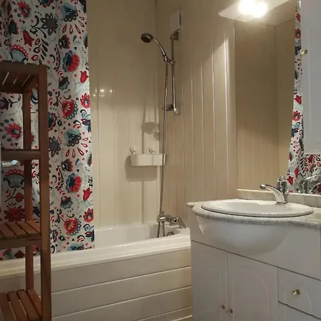 De Qualite 4 Chambres Appartement *
